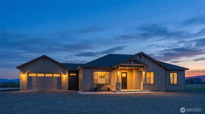 Property Photo: 3420 Schnebly Rd. WA 98926