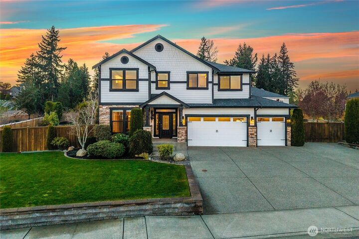 Property Photo:  11002  Shawnee Road E  WA 98374 