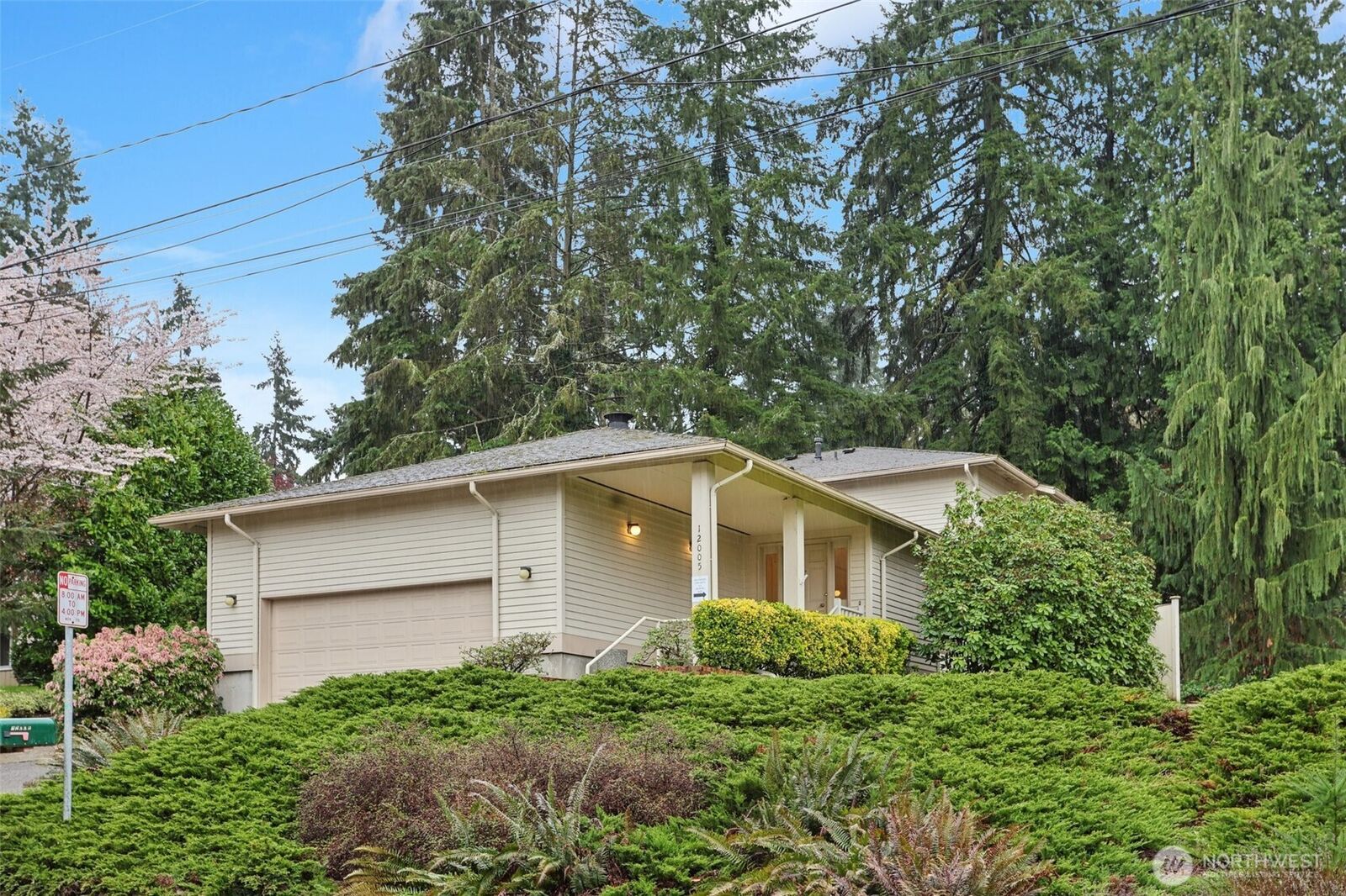 Property Photo: 12005 NE 83rd Street WA 98033
