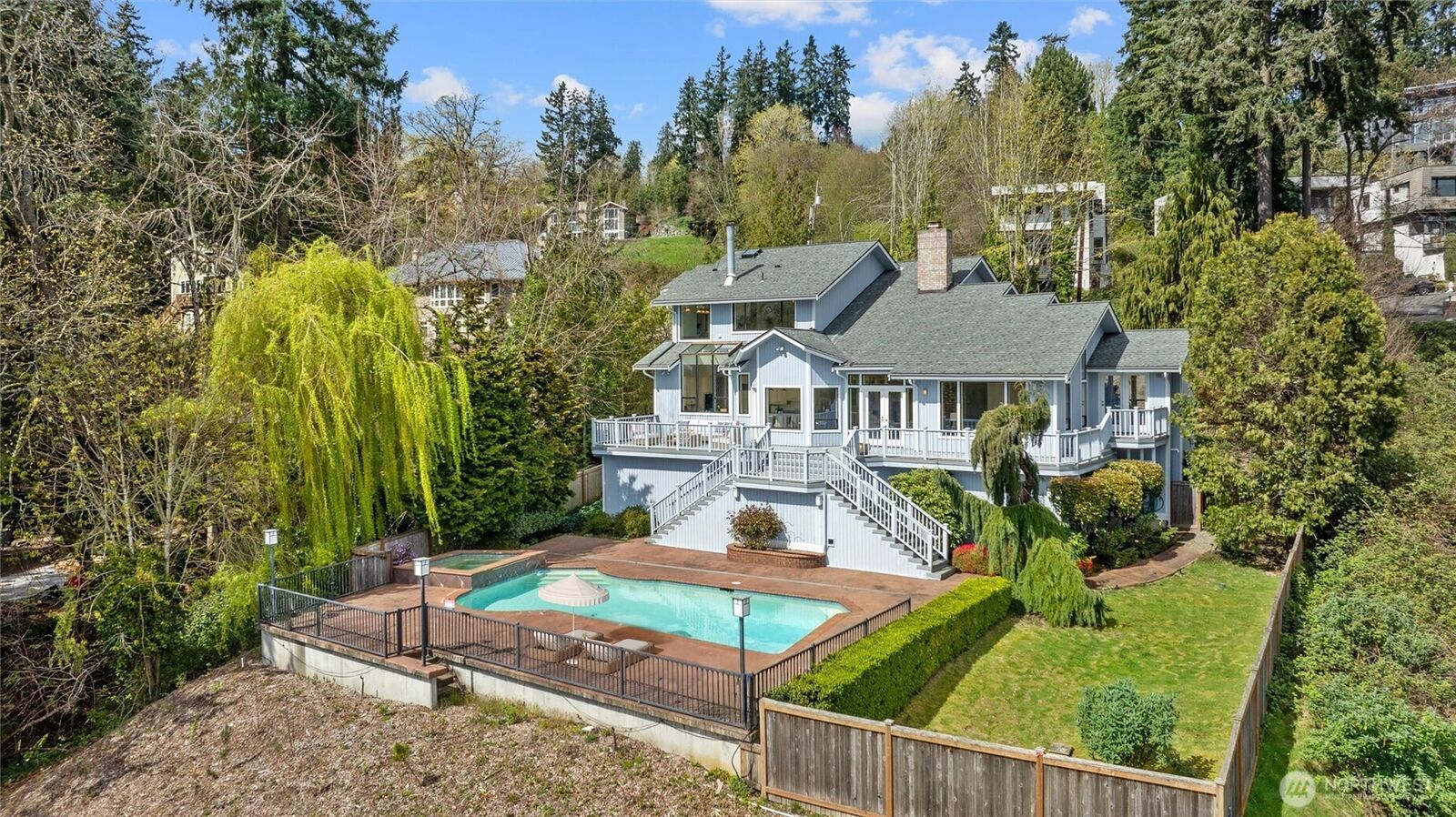 Property Photo:  8825 NE 116th Place  WA 98034 