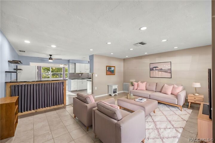 Property Photo:  97 S Davis Street  FL 34465 