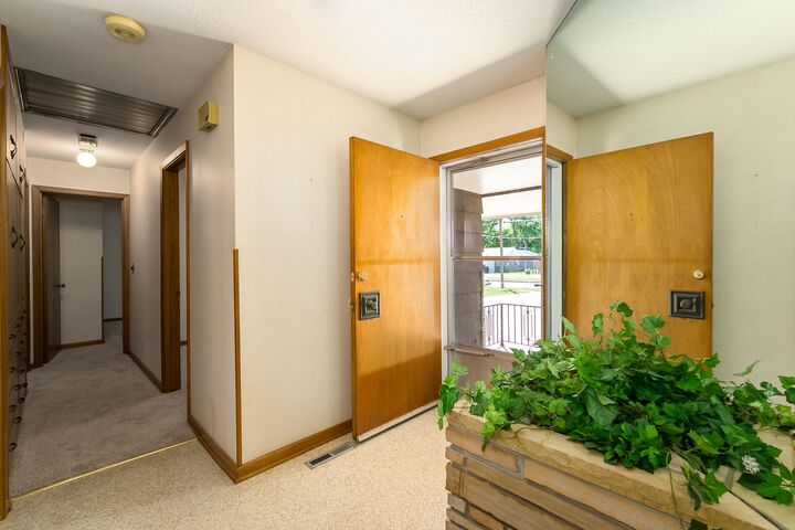 Photo de la propriété:  3146 N Coolidge Ave  KS 67204-4249 