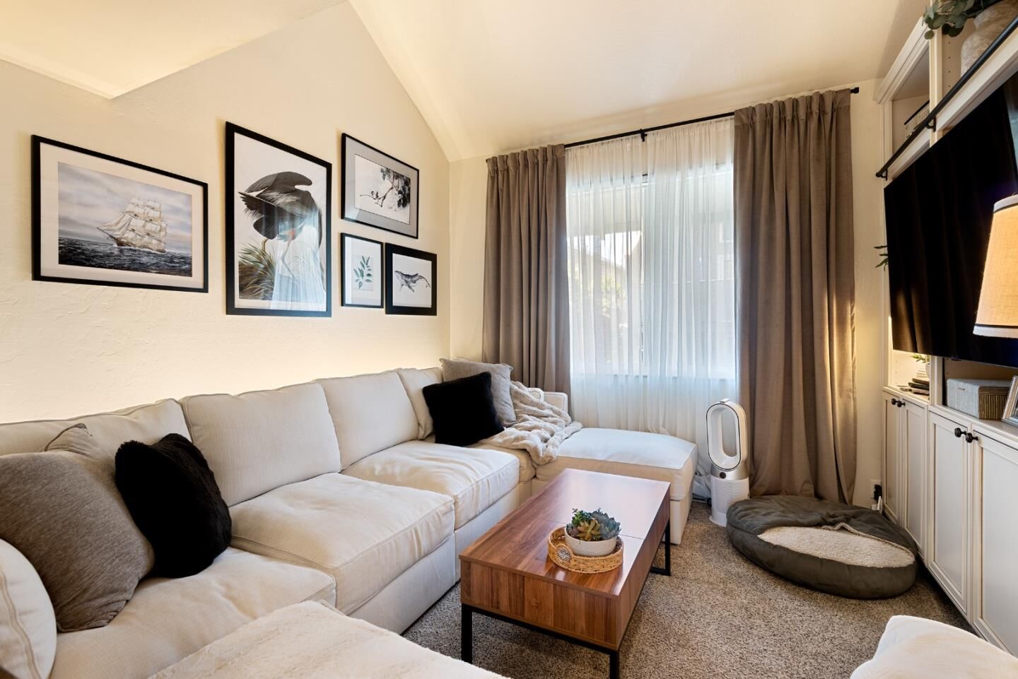 Property Photo: 565 English Avenue 13 CA 93940