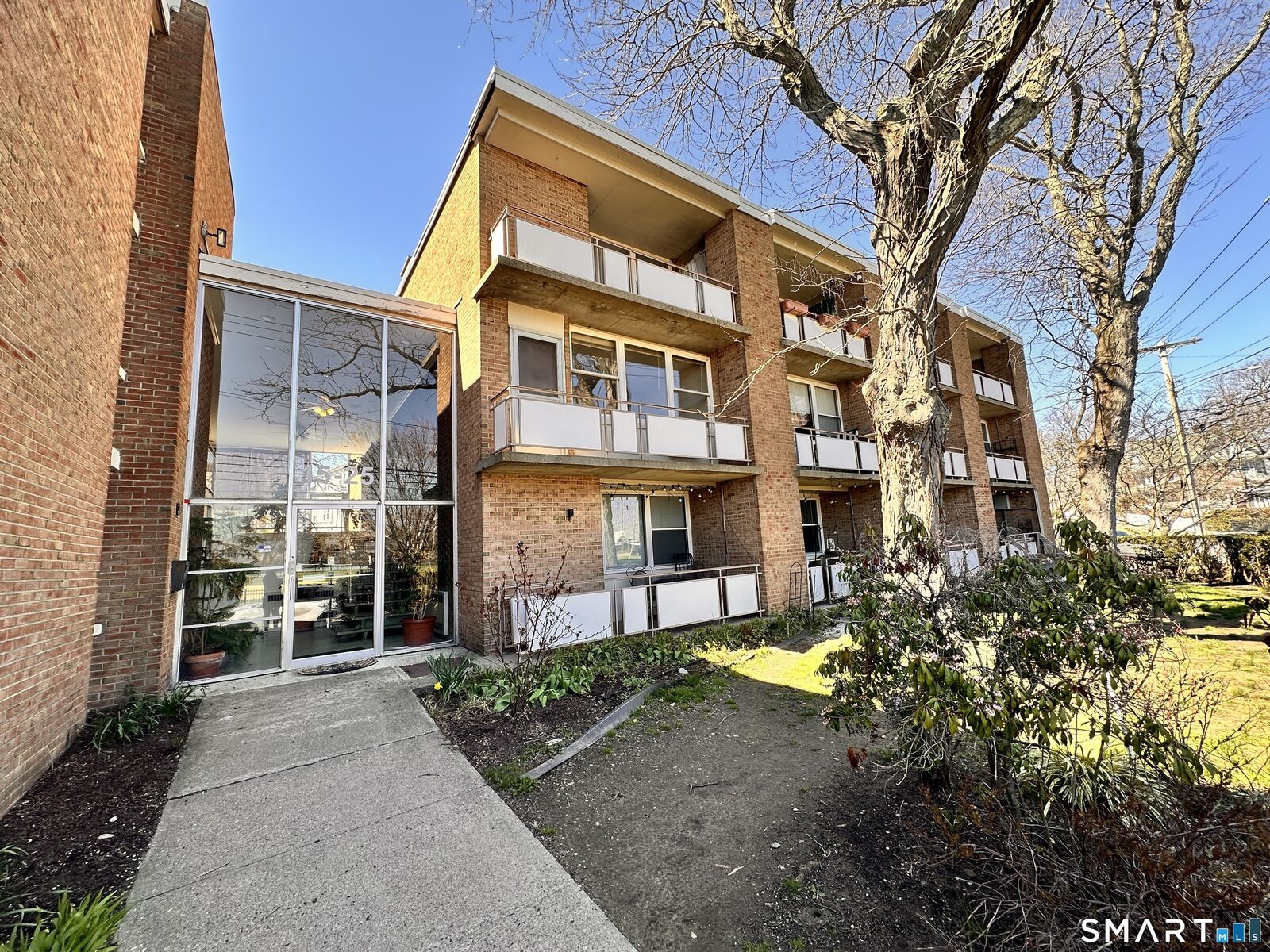 Property Photo:  25 Ellsworth Street 17  CT 06605 