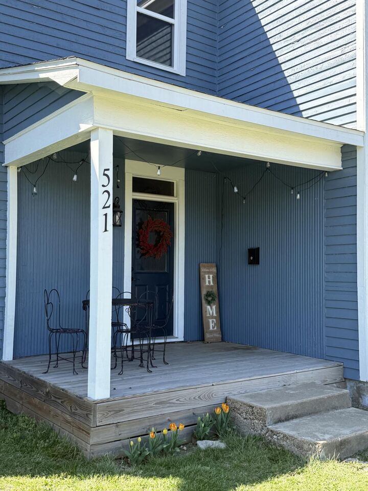 Property Photo:  521 N Oakland Avenue  MO 65711 