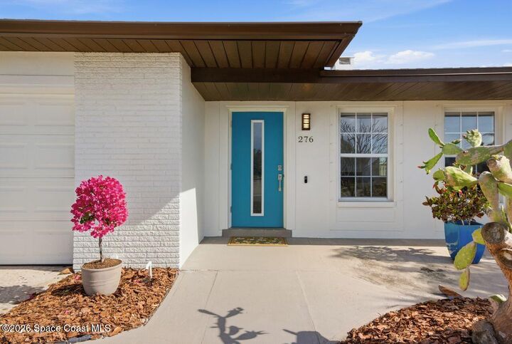 Property Photo:  276 Lynn Avenue  FL 32937 