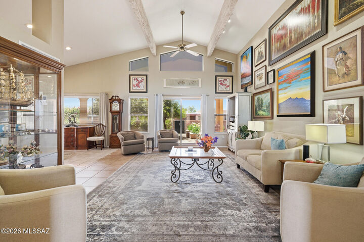 Property Photo:  251 W Calle Frambuesa  AZ 85614 