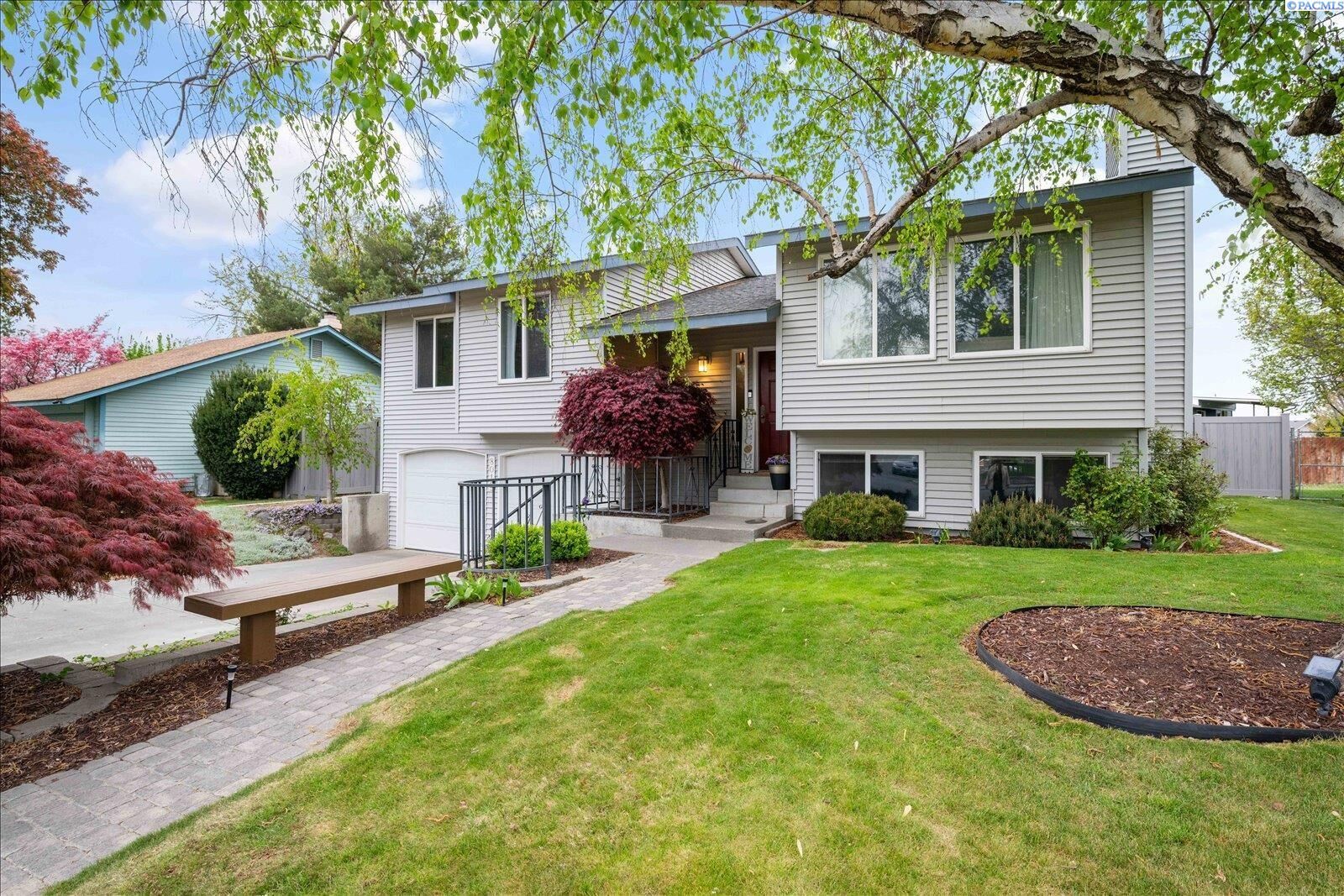 Property Photo:  8012 W Grand Ronde  WA 99336 