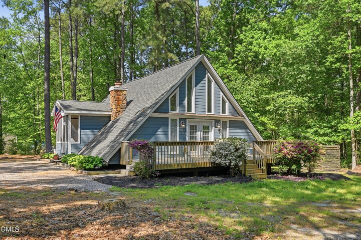 Property Photo:  205 Candlewick Drive  NC 27591 