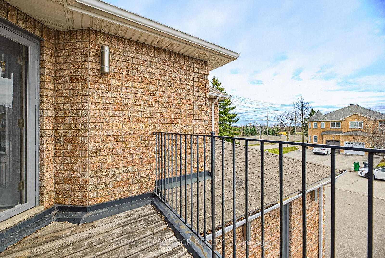 Property Photo:  42 Archbury Circle  ON L7E 2H7 