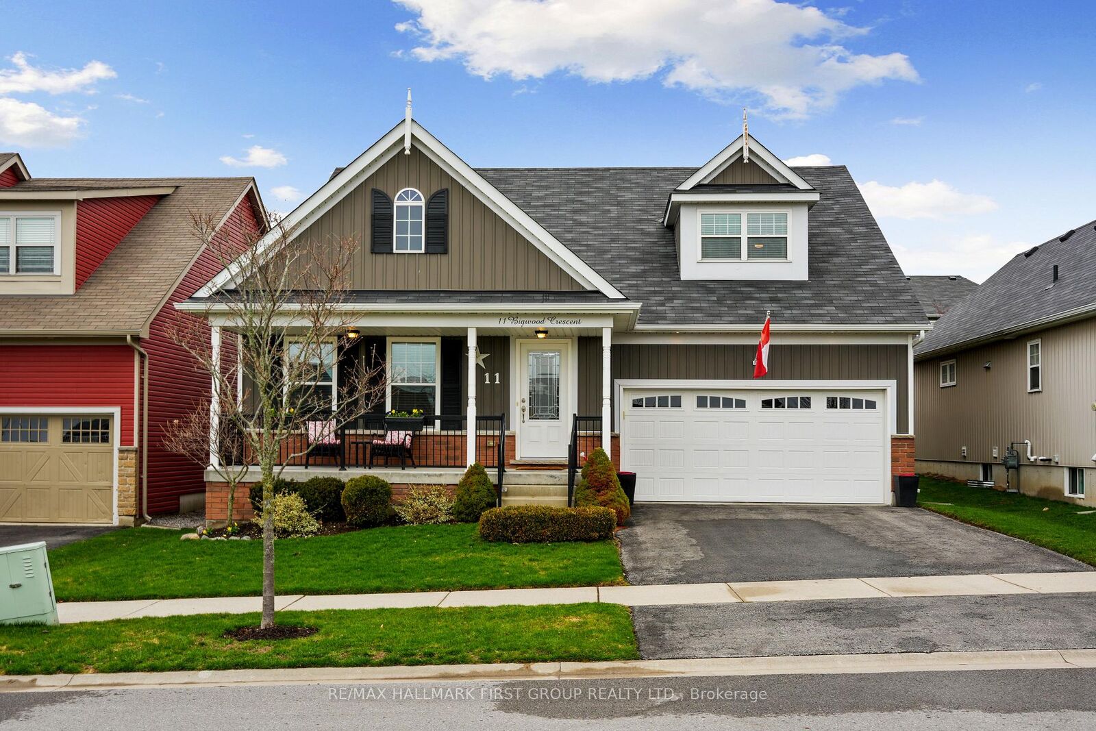 Property Photo: 11 Bigwood Crescent ON L1A 0A4