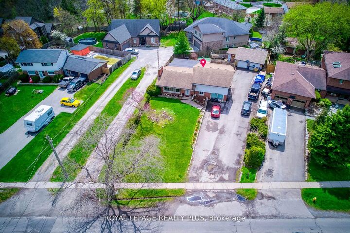 Property Photo: 128 Parnell Road ON L2M 1V4