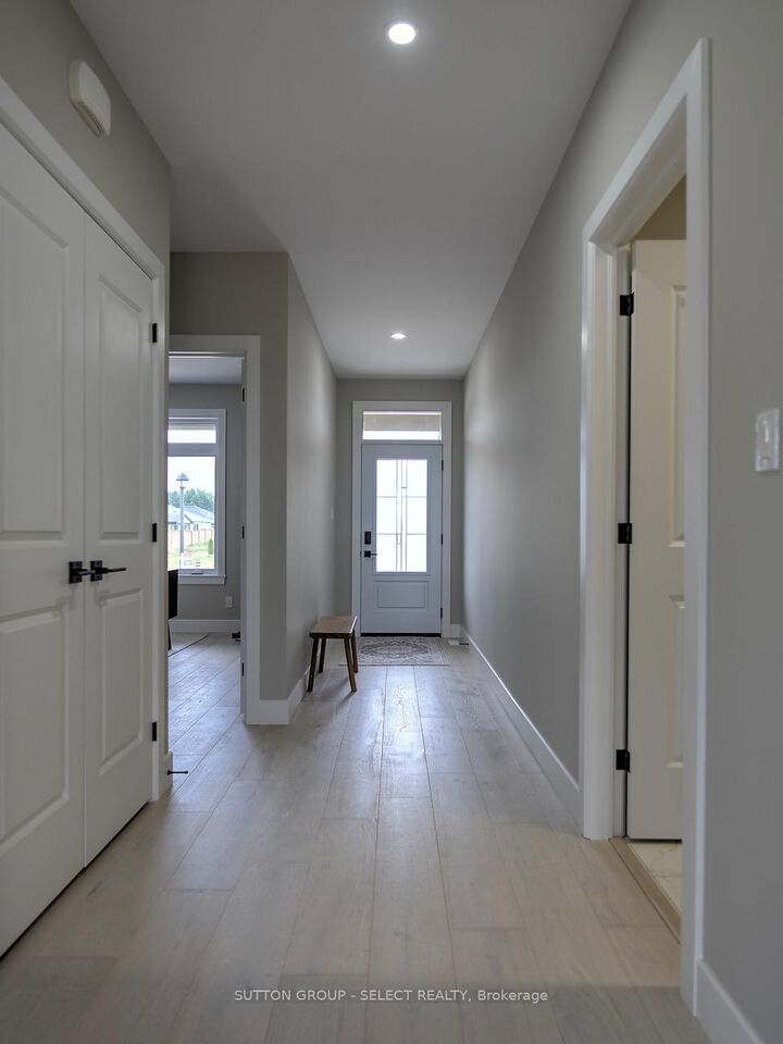Property Photo: 15 Lois Court ON N0M 1T0