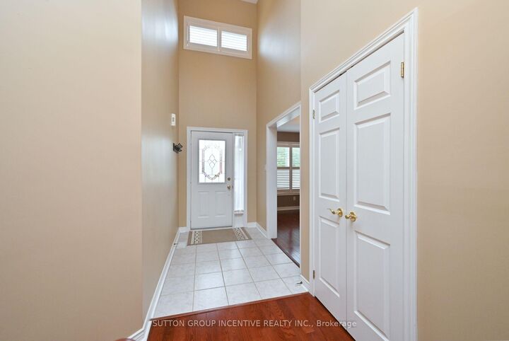 Property Photo: 4 Belair Place ON L9R 1Z1