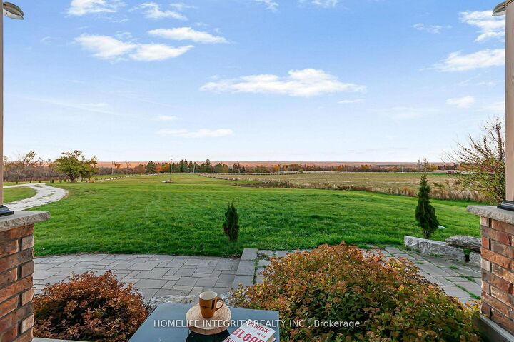 838722 4th Line E — photo 1