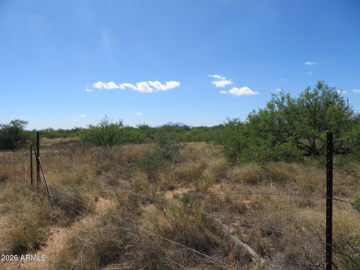Property Photo:  Tbd E La Paloma Lane 104-08-002A  AZ 85615 