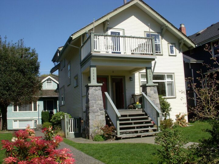 2047 W 14th Avenue — photo 1