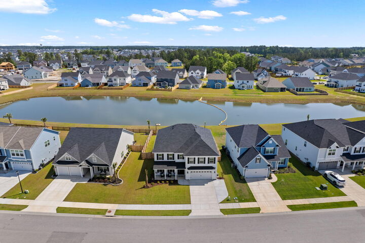 Property Photo:  199 Grange Circle  SC 29486 