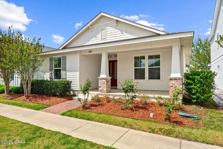 Property Photo: 3113 Veranda Avenue FL 32405