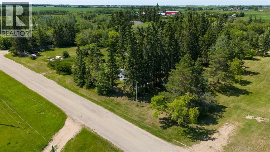 Property Photo: 49074911 51 Street AB T0B 4G0