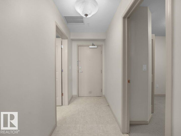 Property Photo: 1589 Glastonbury Boulevard NW 302 AB T5T 2V1