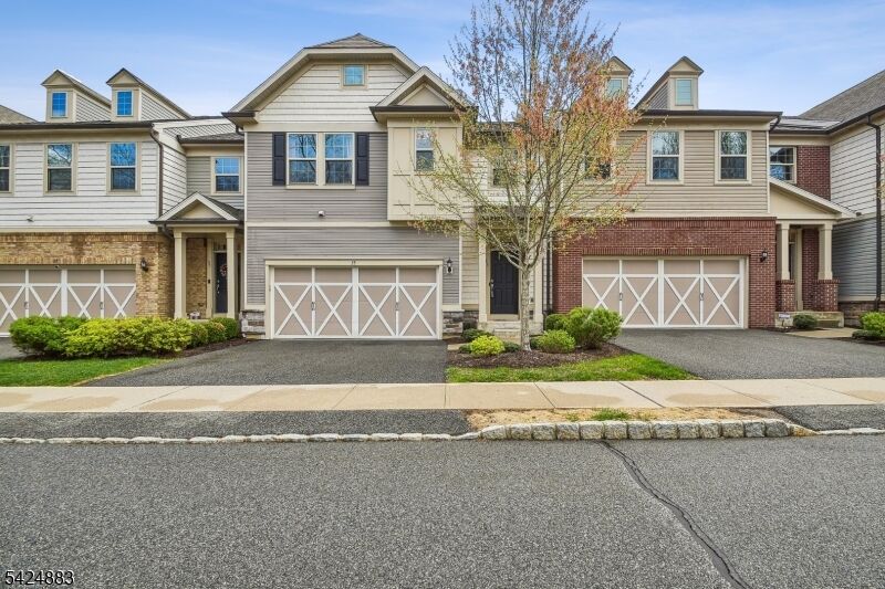 Property Photo:  35 Albert Ct  NJ 07869 