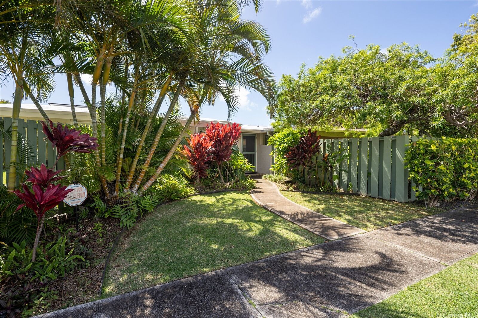 Property Photo: 5645 Kawaikui Street HI 96821
