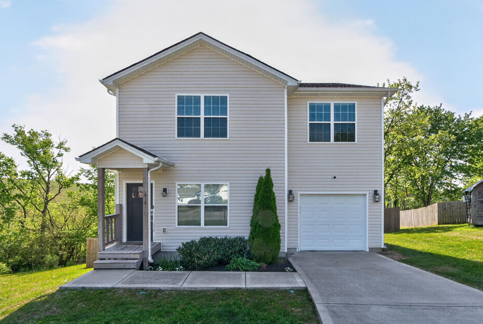 Property Photo: 414 Pueblo Court KY 40391