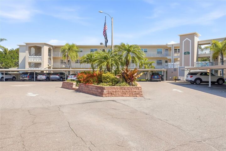 Property Photo:  952 Virginia Street 202  FL 34698 