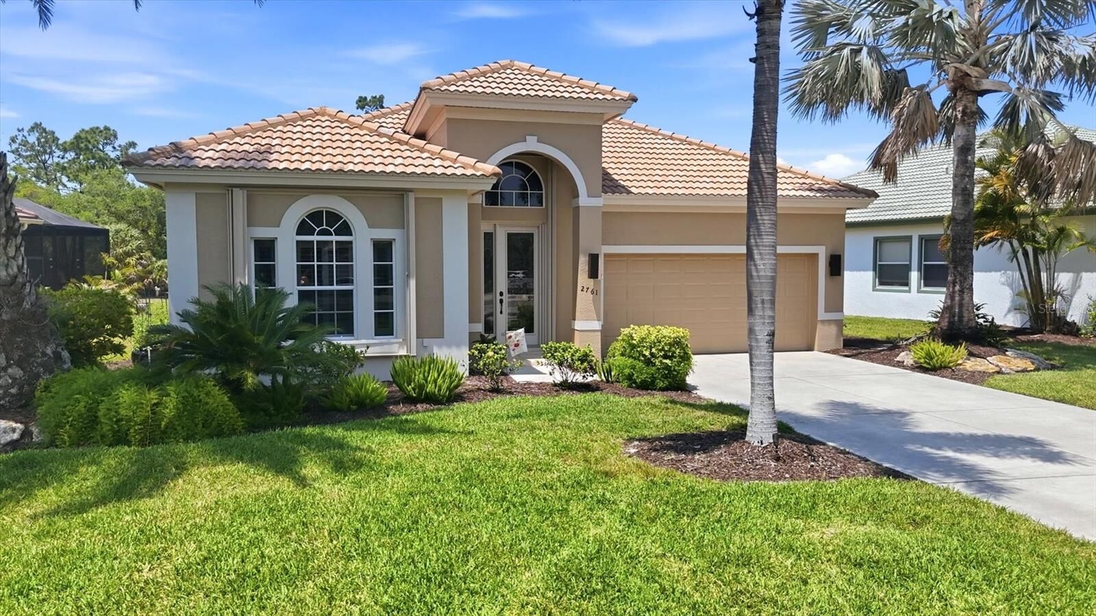 Property Photo: 2761 Sawgrass Court FL 33953