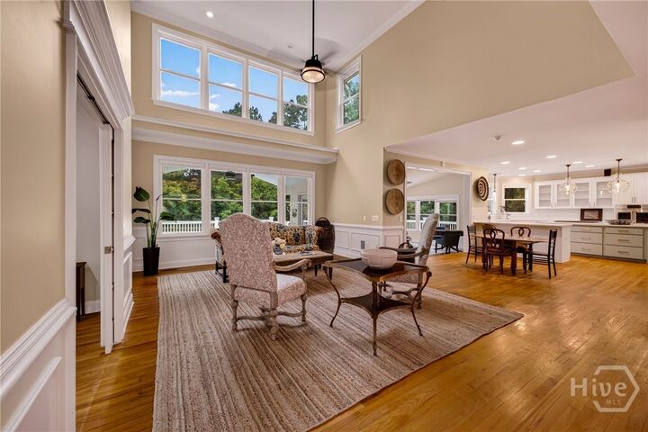 Property Photo:  121 Greenview Drive  GA 31405 