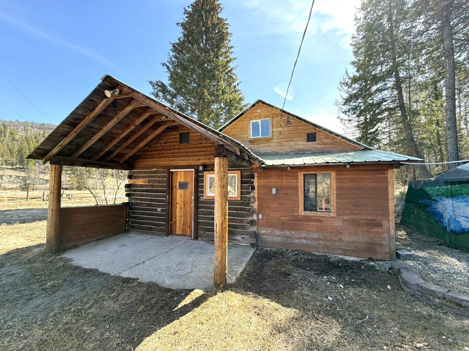 Property Photo:  331 Bonaparte Lake Rd  WA 98855 