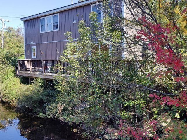 Property Photo:  162 Lower Main Street  NH 02782 