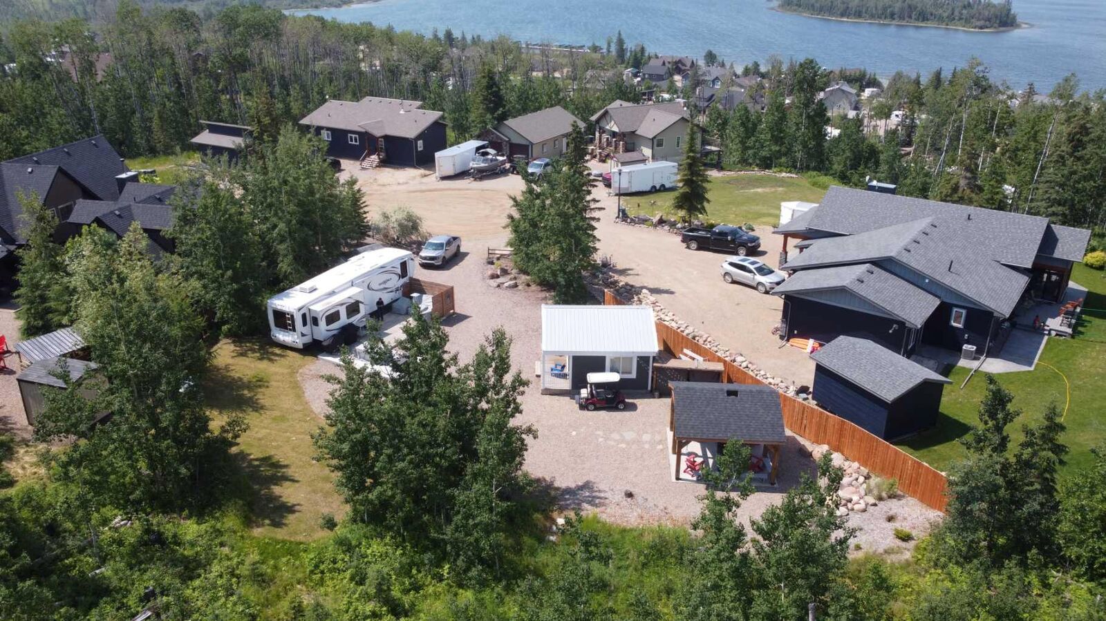 Property Photo:  6 Cedar Close  SK S0M 1A0 