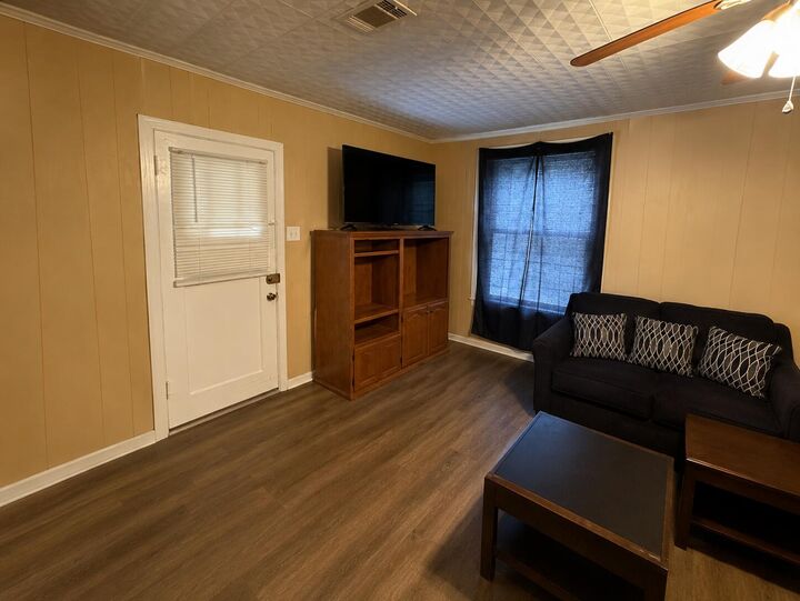 Property Photo:  912 Dennis  LA 71446 