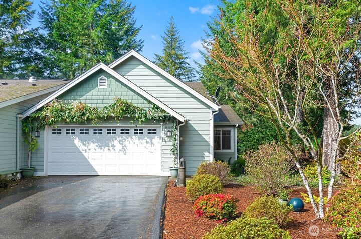 Property Photo:  321 E Soderberg Road E 14  WA 98524 
