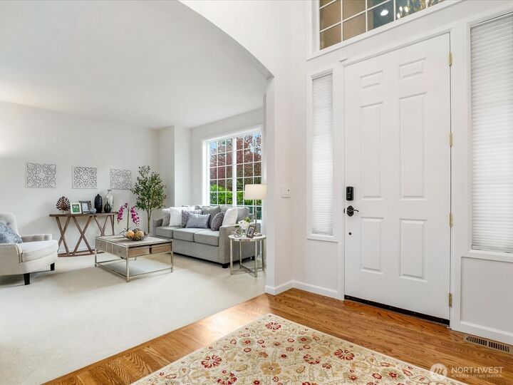 Property Photo:  3928  208th Place SE  WA 98021 