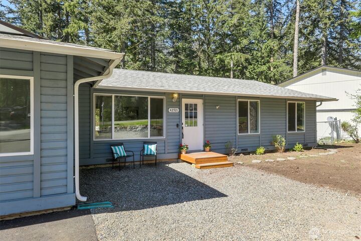 Property Photo: 42921 SE 168th Place WA 98045