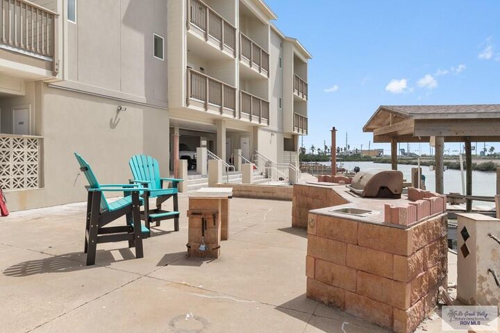 Property Photo:  401 Island Ave.  TX 78578 
