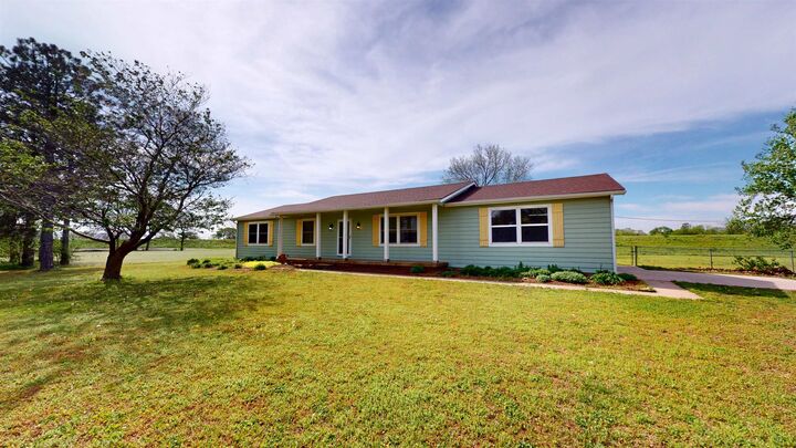 Property Photo:  515 W 38th St  KS 67204 