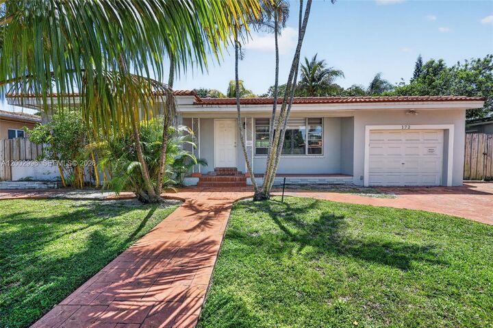 Property Photo:  172 NW 116th St  FL 33168 