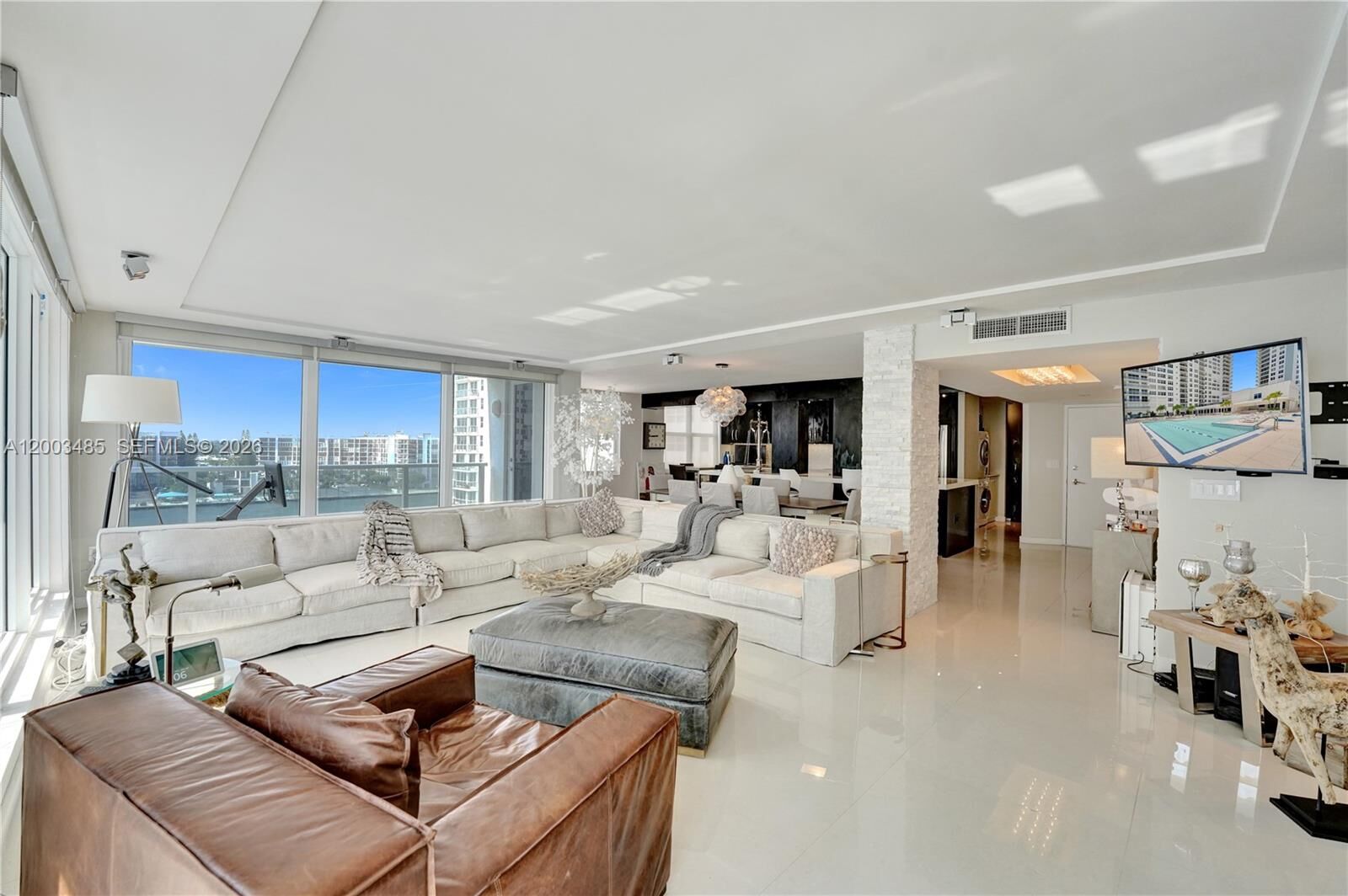 Property Photo:  2751 S Ocean Dr 908S  FL 33019 