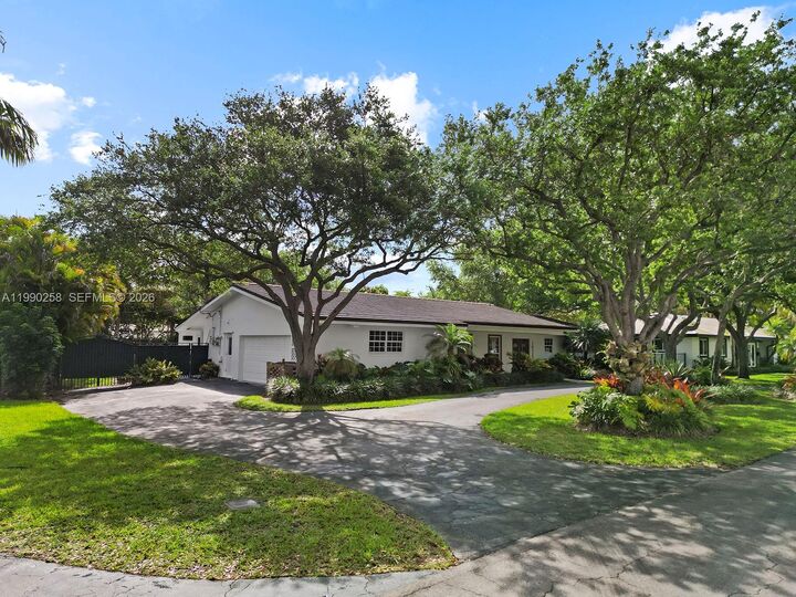 Property Photo:  14525 SW 84th Ave  FL 33158 