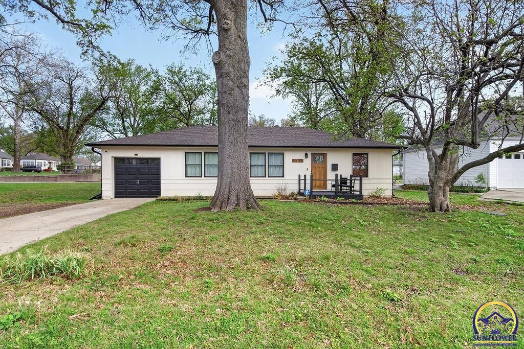 Property Photo:  6620 W 56th St  KS 66202 