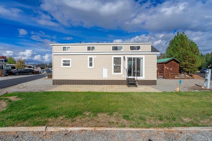 Property Photo:  16 Songbird Ln  WA 99180 