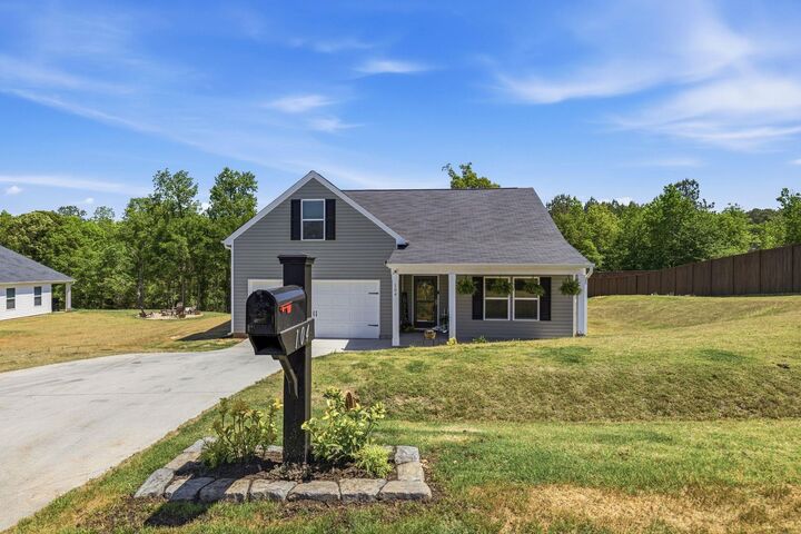 Property Photo: 104 Alpine Heights Court SC 29625
