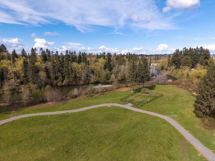 Property Photo: 325 Harmston Ave BC V9N 2X1