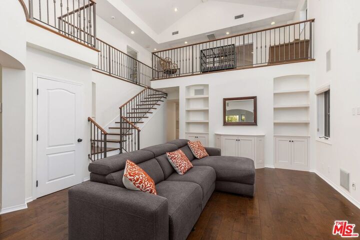 Property Photo:  1024 25th St  CA 90403 