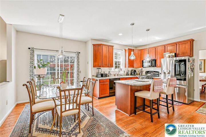 Property Photo:  2560 Country Top Trail  PA 18020 