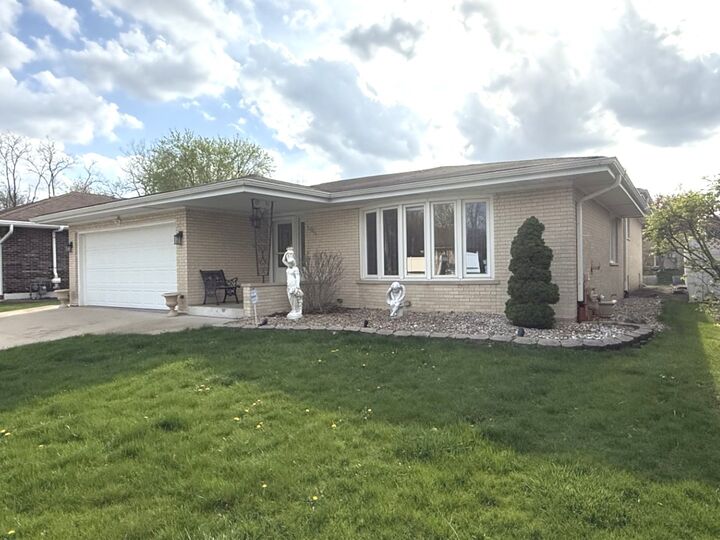 Property Photo:  3044 Halifax Avenue  IL 60154 